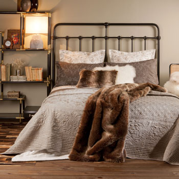 Brida Bedspread