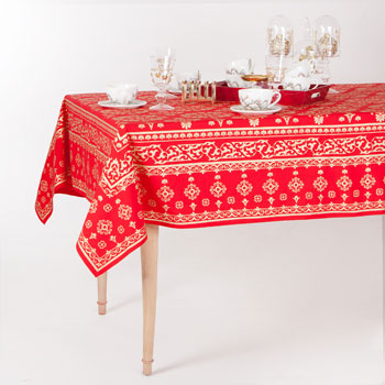 Damask Print Christmas Tablecloth and Napkin