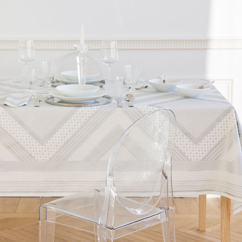 tischdecken zara home tischdecke und servietten mit silbernem print tischdecken zara home tischdecke und servietten mit silbernem print