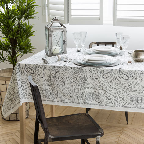 tischdecken zara home tischdecke und serviette mit paisleymuster tischdecken zara home tischdecke und serviette mit paisleymuster