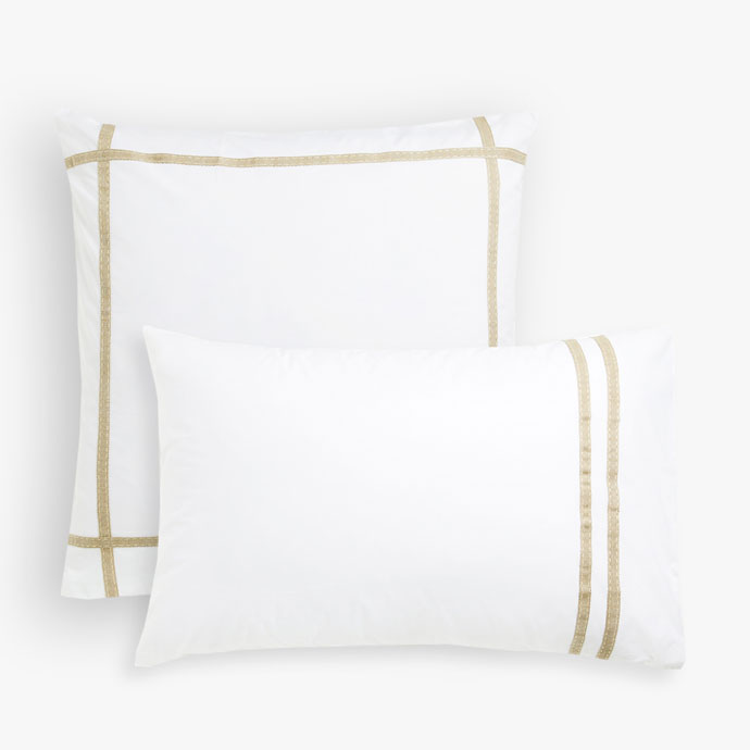 Zara PILLOWCASE WITH A CONTRASTING NATURAL LINEN RIBBON