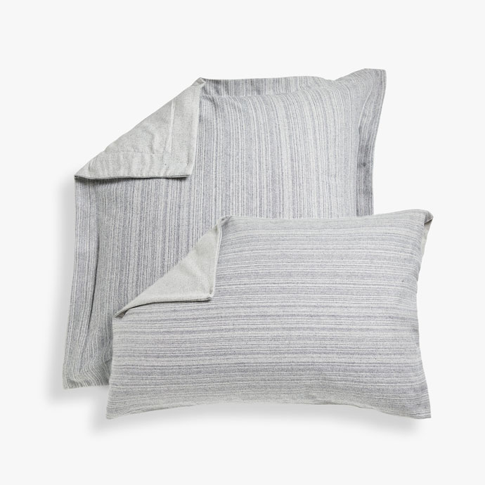 Zara Reversible flannel two-tone pillowcase