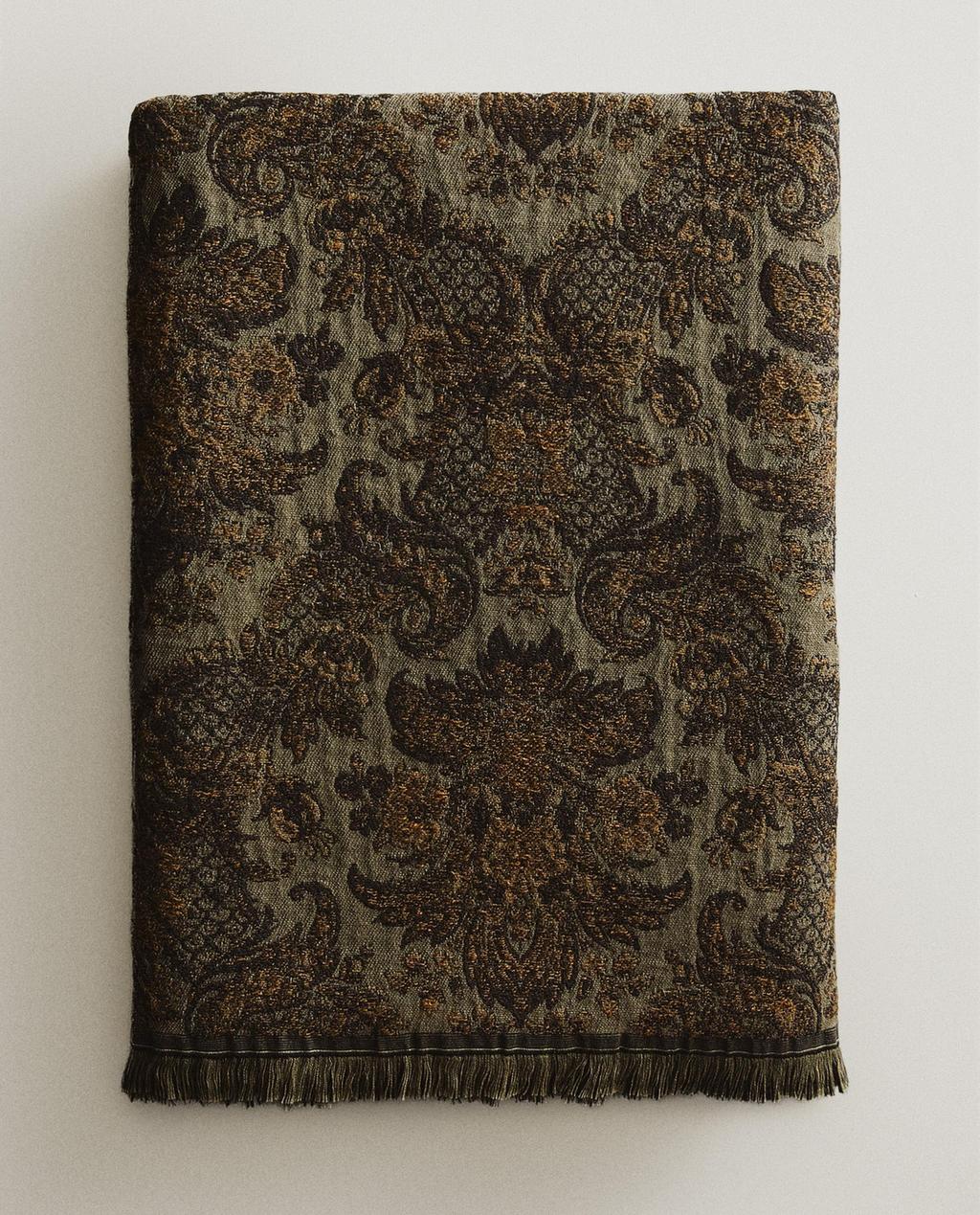 COUVERTURE JACQUARD FLEURS