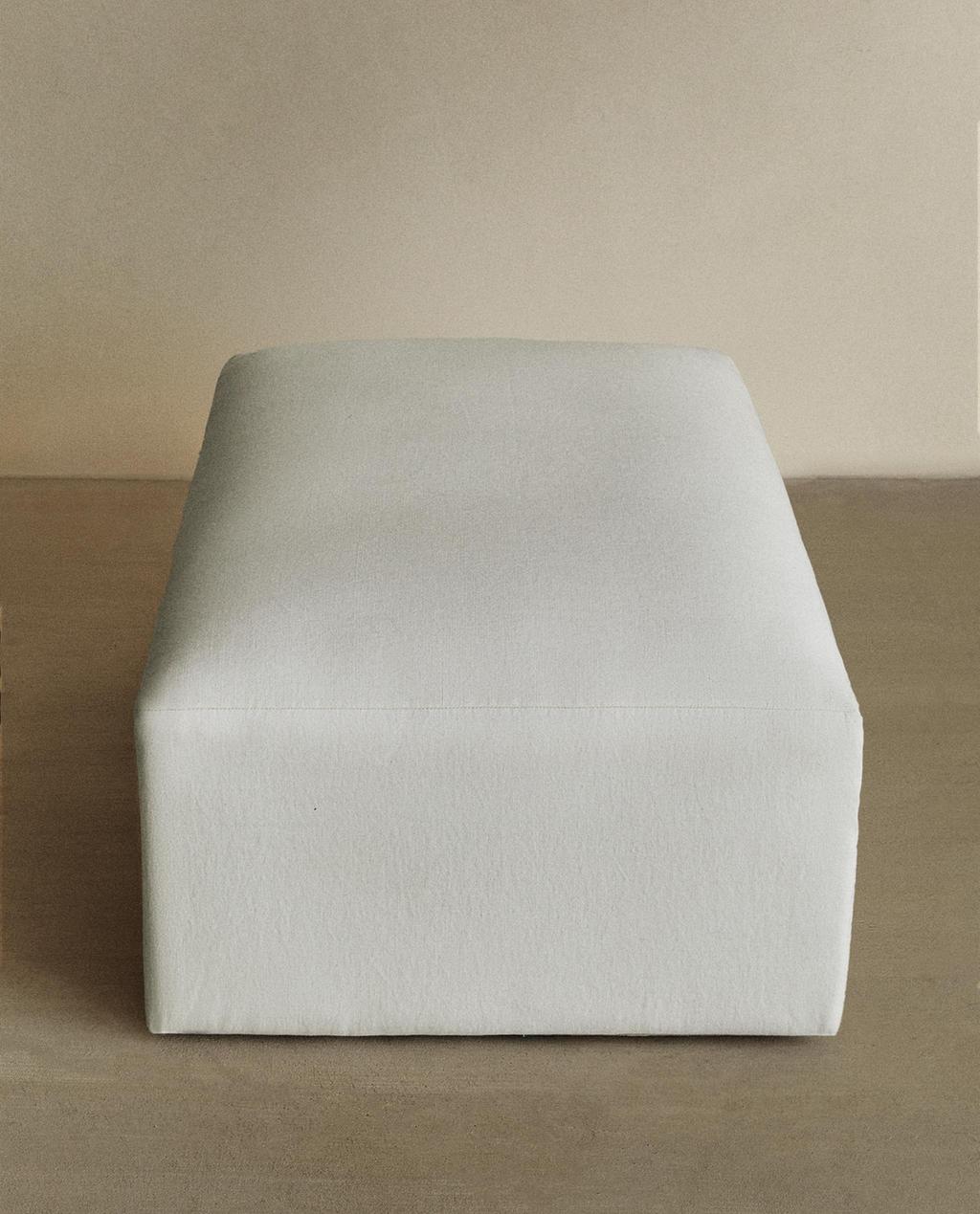 REMOVABLE WASHED LINEN OTTOMAN