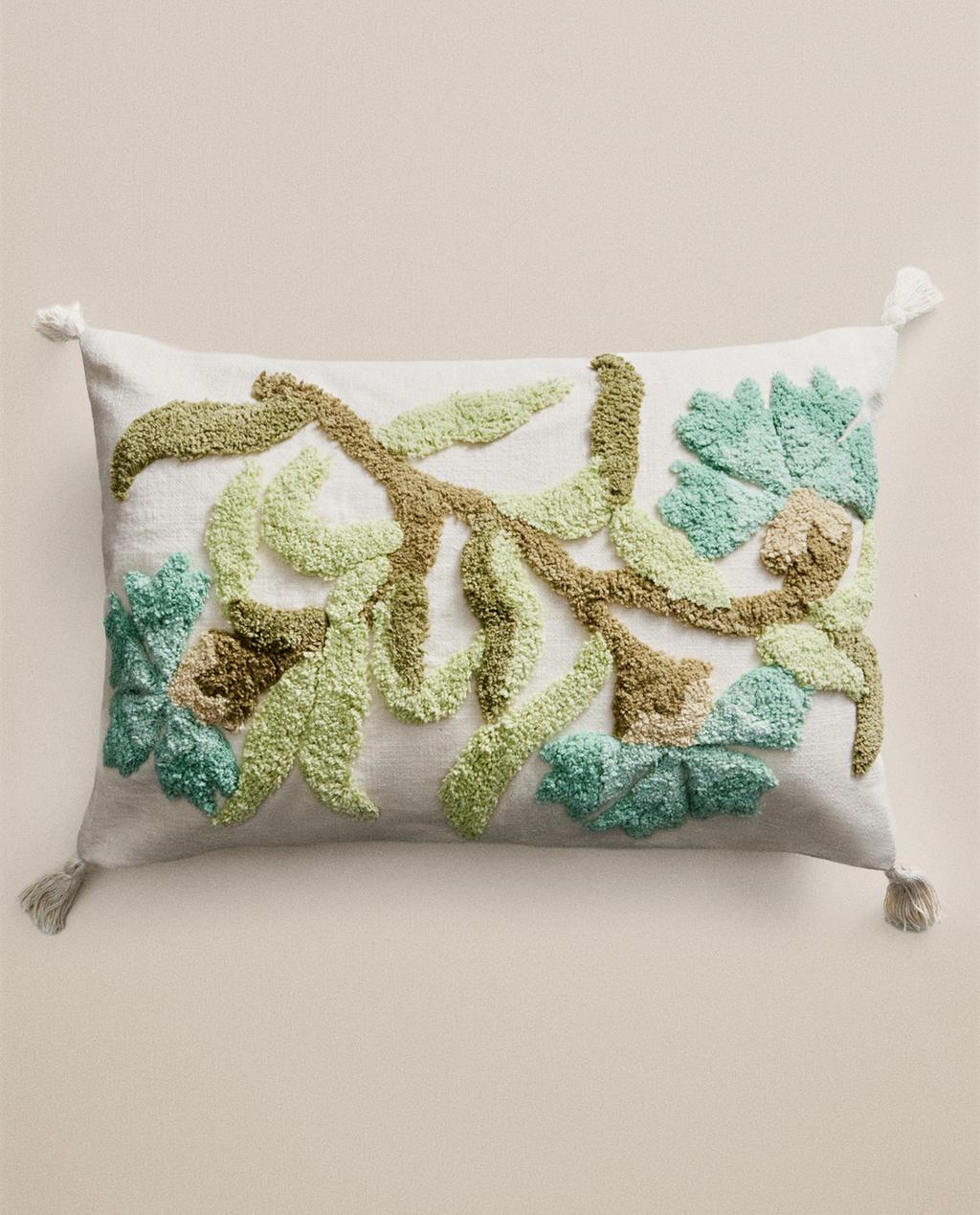 TUFTING CUSHION COVER