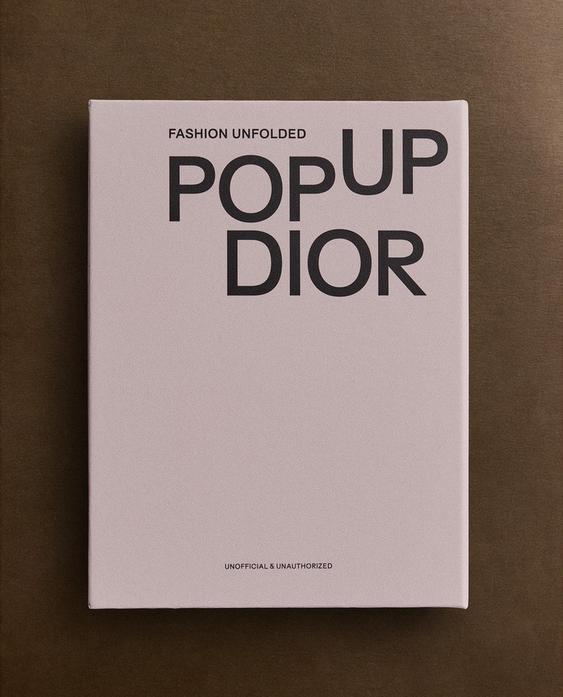 FASHION AVAUTUI "POP UP" DIOR -KIRJA (ENGLANNIKSI)