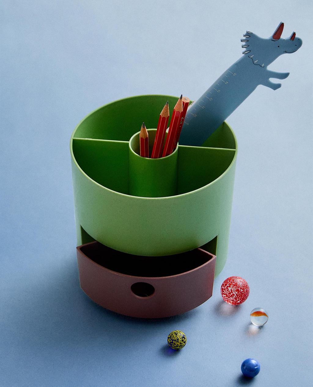 POT À CRAYONS ROTATIF ENFANT