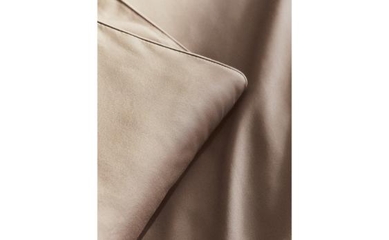 PELAPIS DUVET SATIN (500 BENANG)