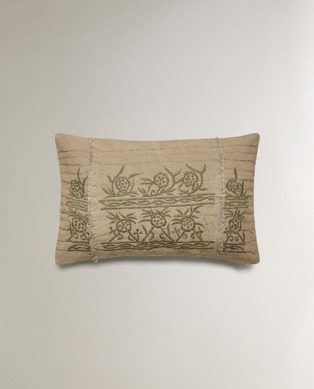 EMBROIDERED CUSHION COVER