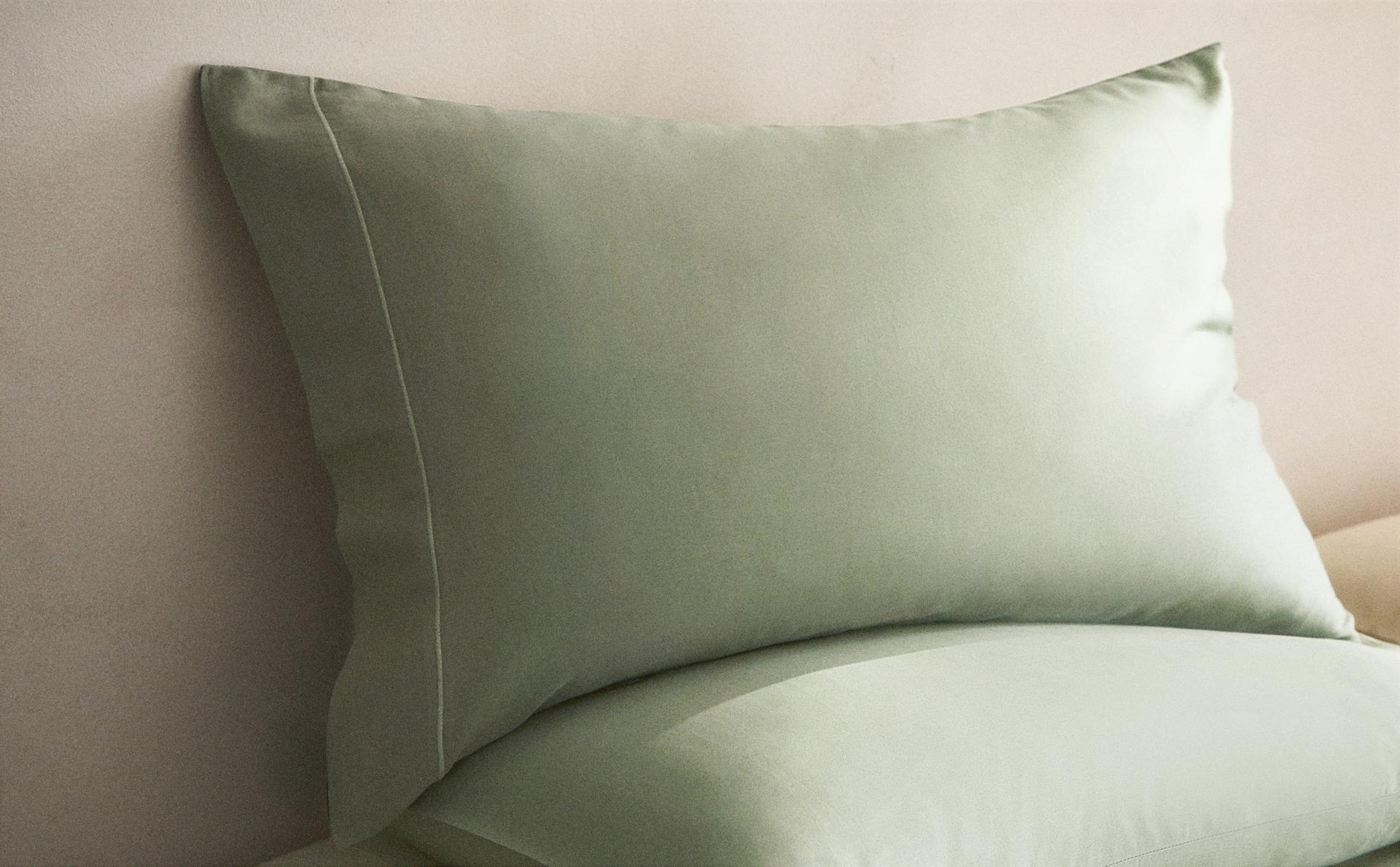 TAIE D’OREILLER SATIN FESTON (300 FILS)