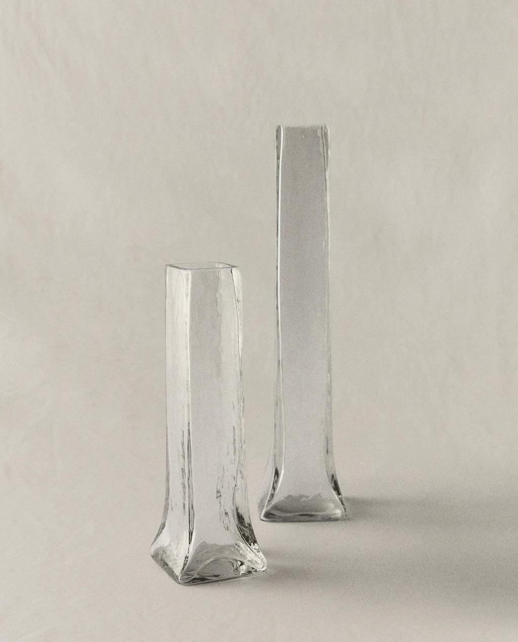 TALL DECORATIVE GLASS VASE