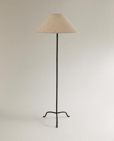 TRIPOD BASE FLOOR LAMP