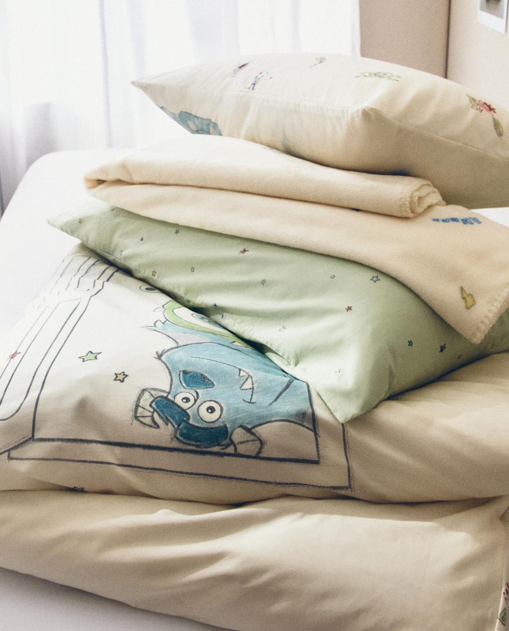 ROPA DE CAMA Y MANTA INFANTIL MONSTRUOS, S.A. ©DISNEY/PIXAR