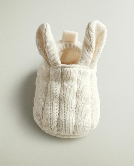 BABYTOFFLOR MED SMÅ ÖRON