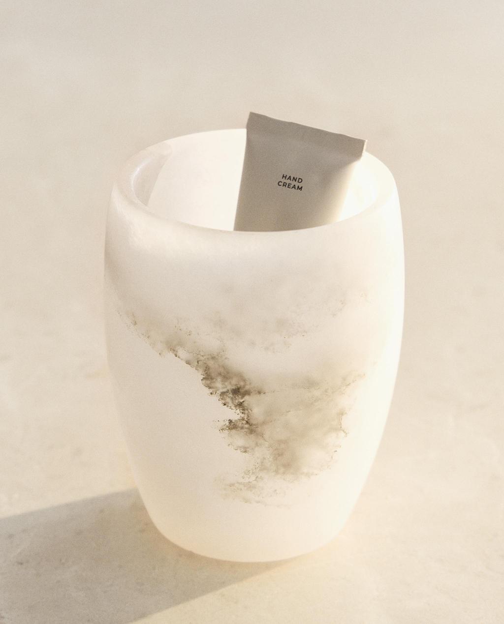 ALABASTER TOOTHBRUSH TUMBLER