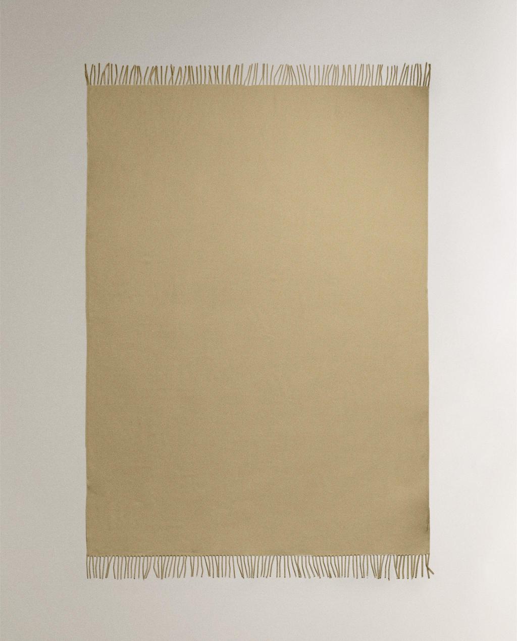 EXTRA SOFT PLAIN THROW