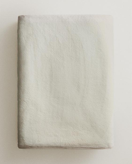 FLEECE THROW