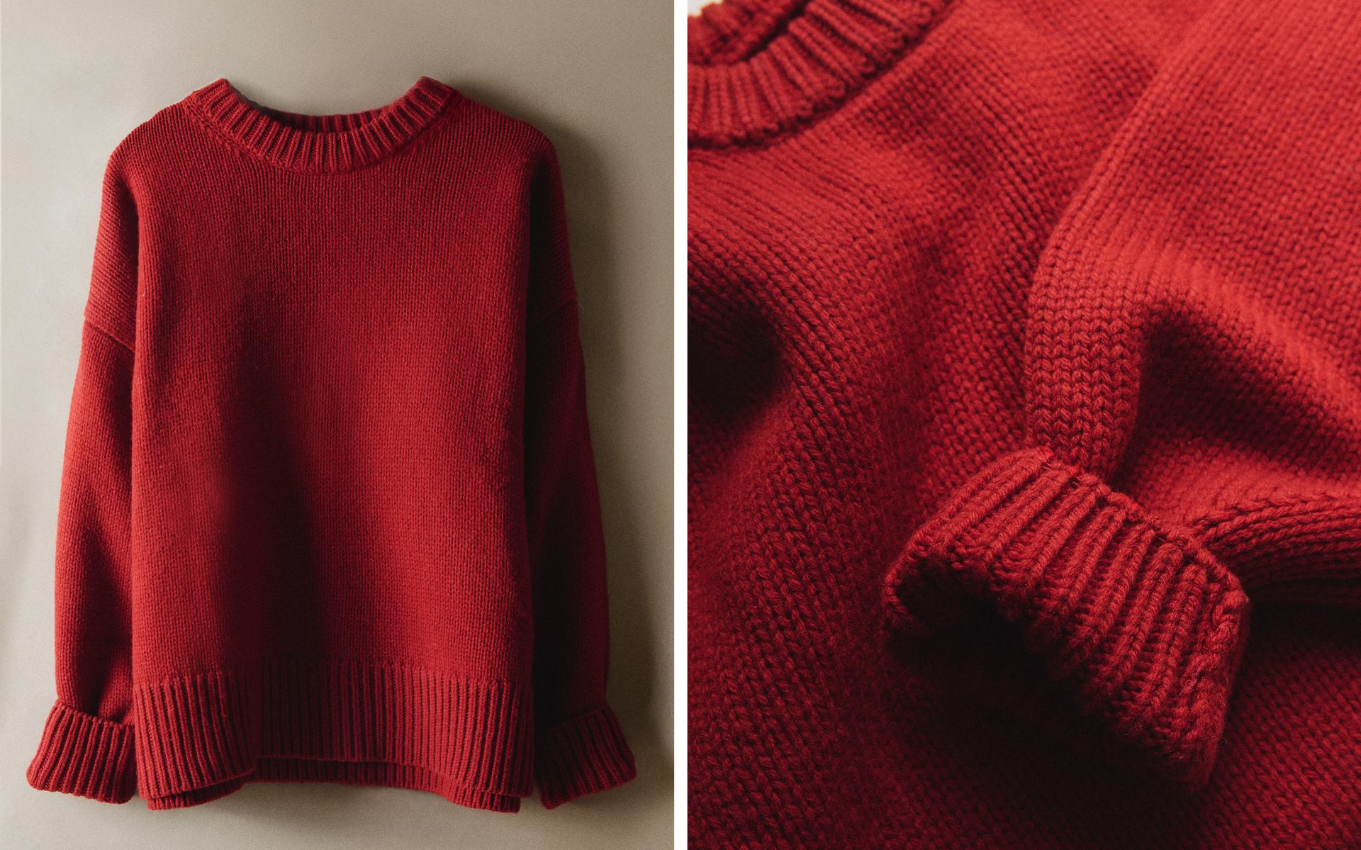 WOOL SWEATER WITH ROUND SNOOD