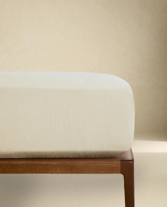 MUSLIN FITTED SHEET
