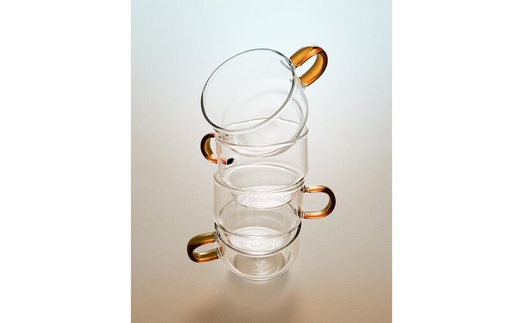 BOROSILICATE GLASS CUP TOWER WITH COLOURED HANDLE (SET OF 4)