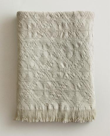 JACQUARD-DECKE MIT RAUTENMUSTER