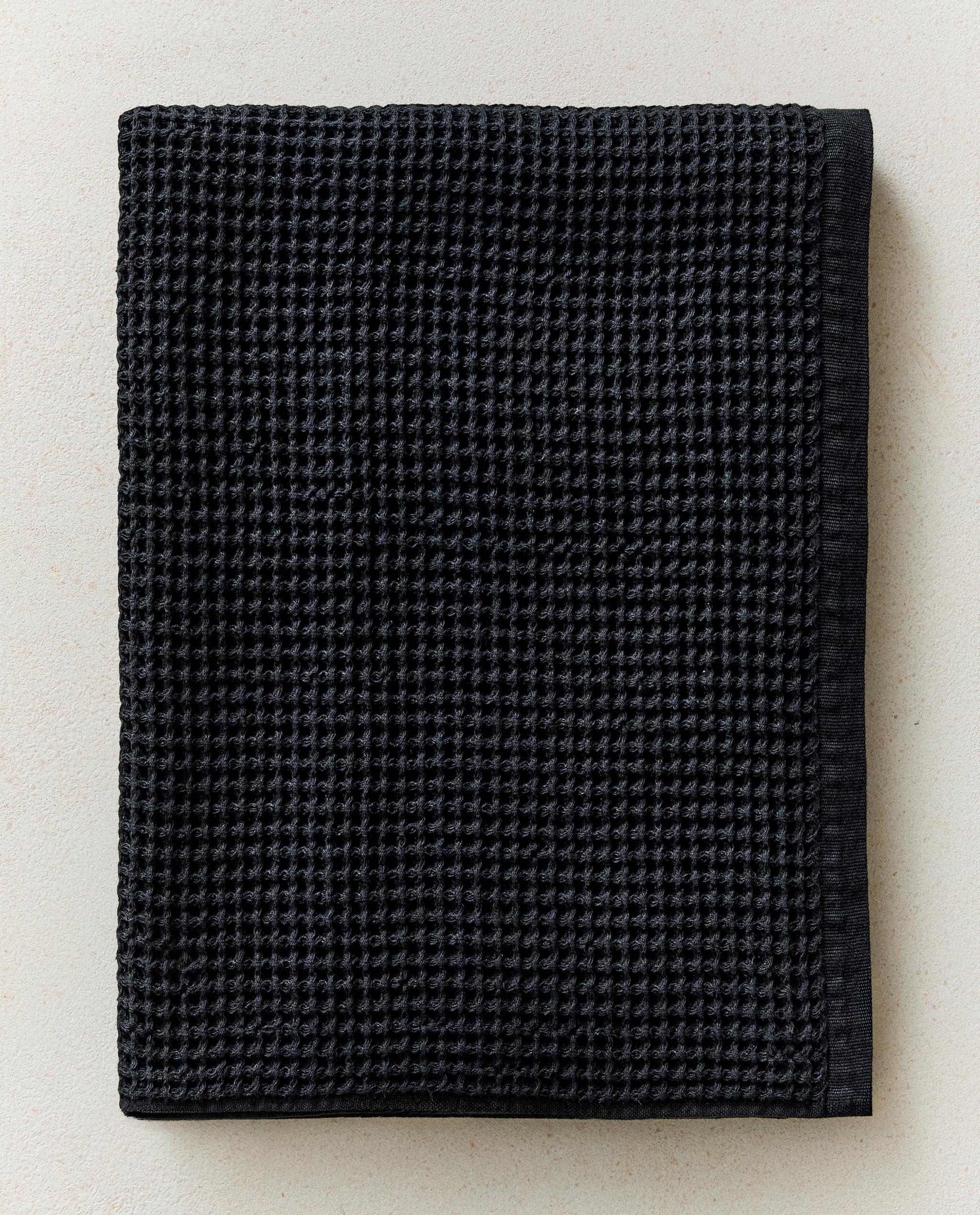 WAFFLE-TEXTURE COTTON BATH TOWEL | Zara Home United States of America