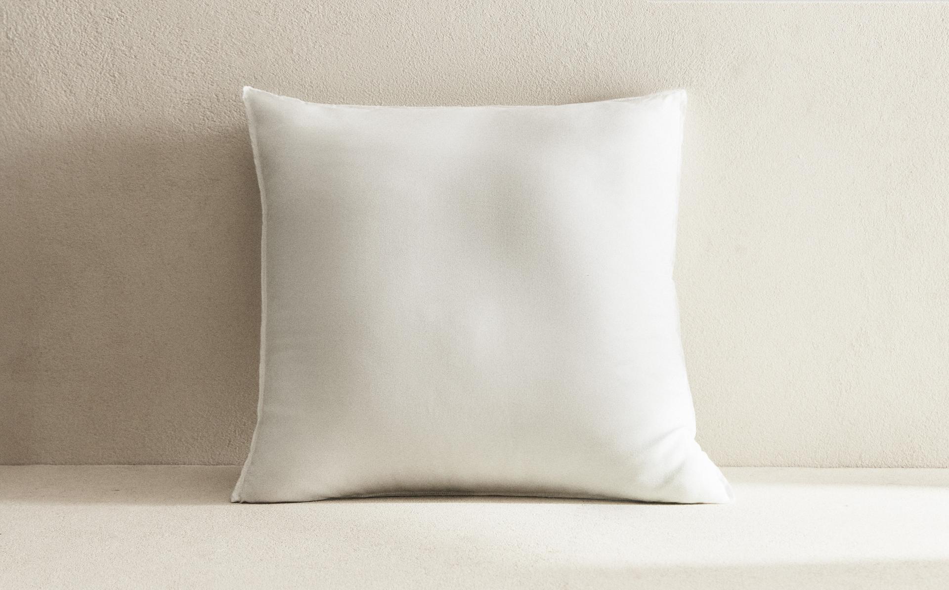 COUSSIN DE GARNISSAGE MICROFIBRE