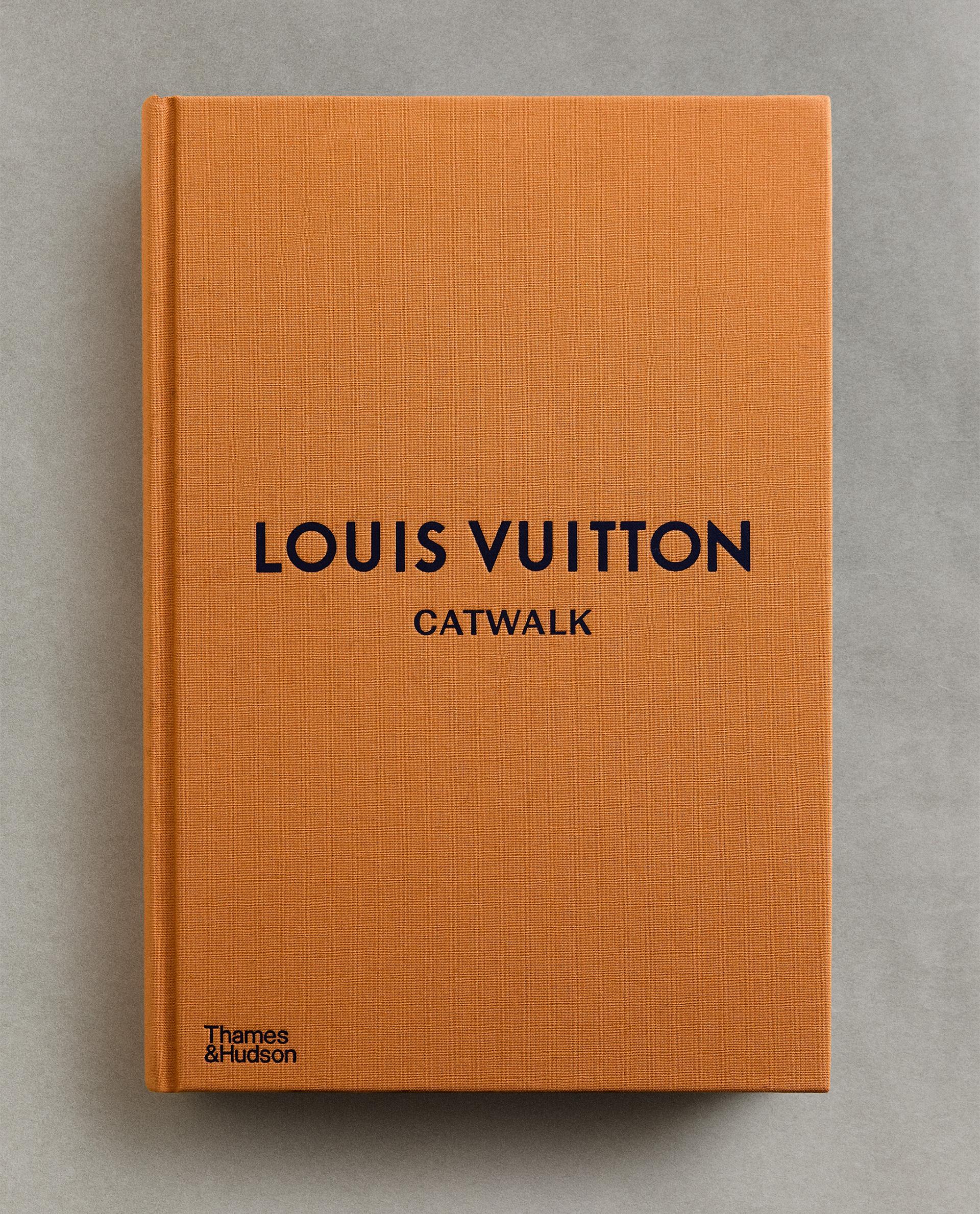 LIBRO CATWALK LOUIS VUITTON (INGLÉS)