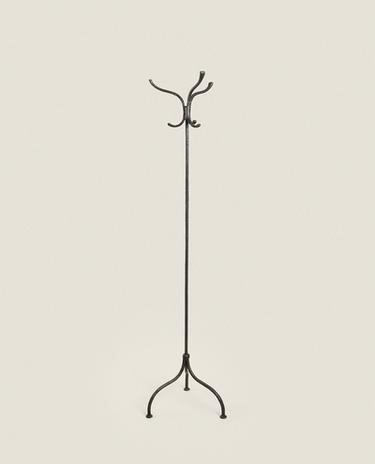 STEM COAT RACK