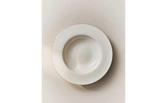 RIMMED BONE CHINA SOUP PLATE