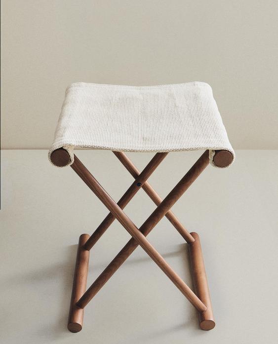TABOURET PLIABLE EN BOIS ET COTON