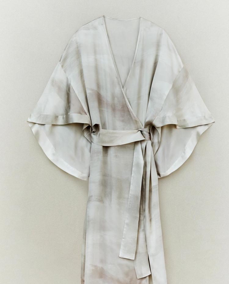 WATERCOLOUR PRINT DRESSING GOWN