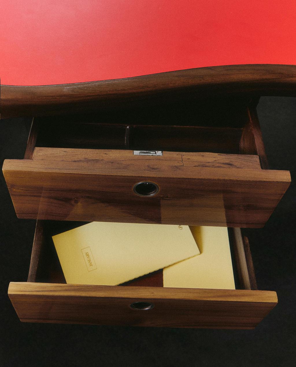 BUREAU EN BOIS DE TECK BRILLANT