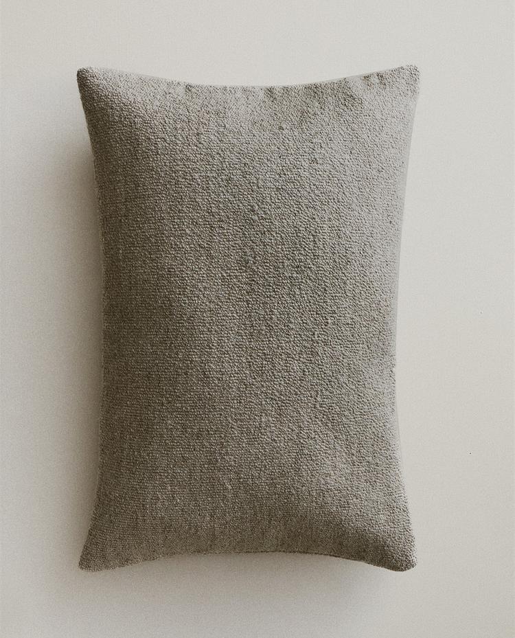 TEXTURED CUSHION COVER