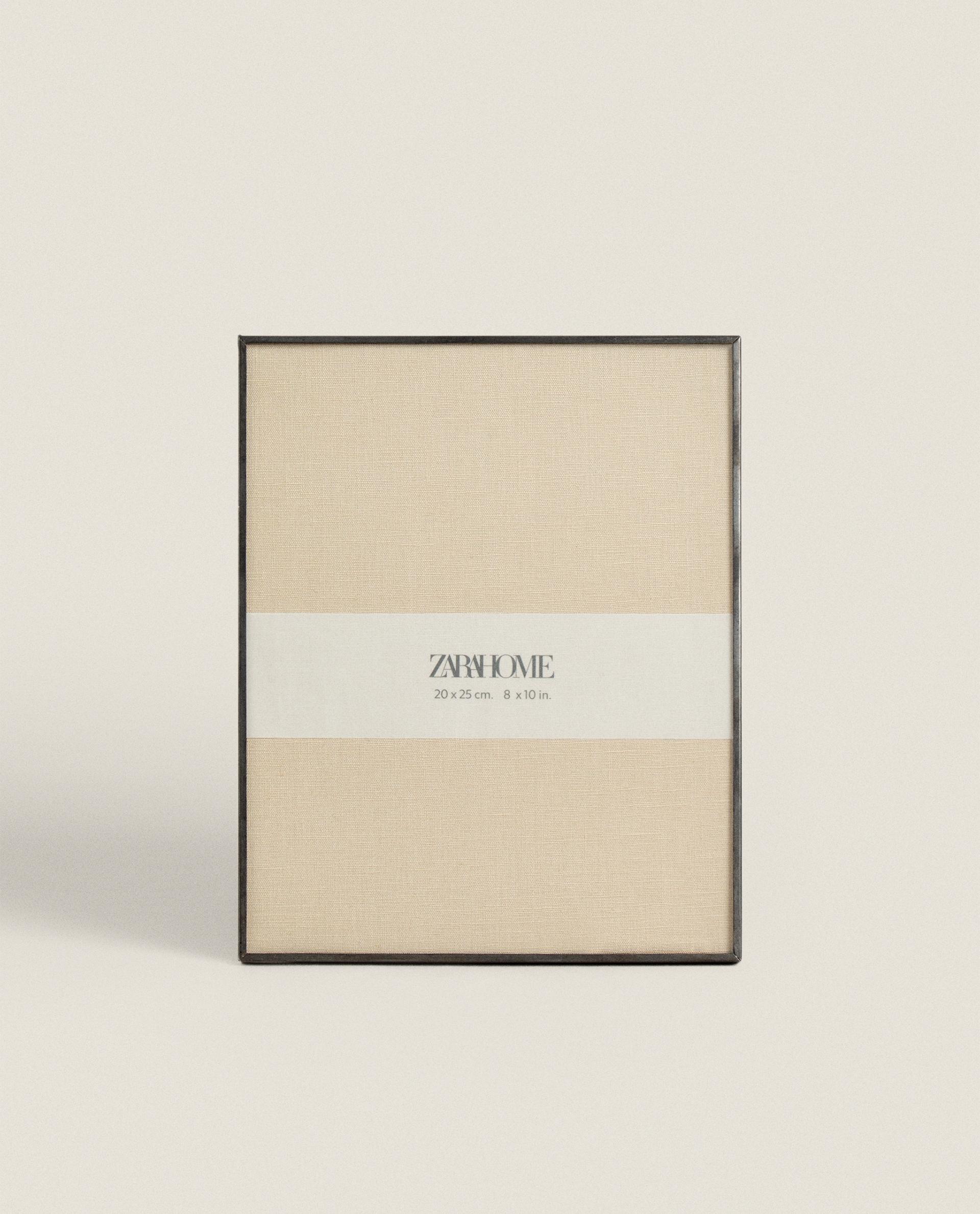 ブラック メタリック フォトフレーム | Zara Home 日本/Japan