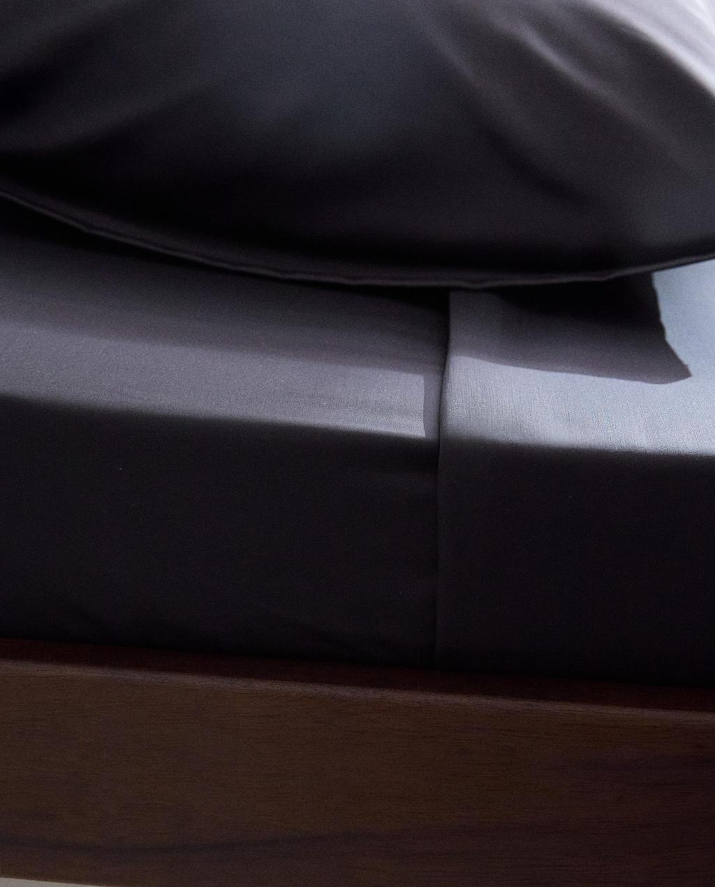 SATEEN FITTED SHEET | 40 CM HIGH (1000 THREAD COUNT)