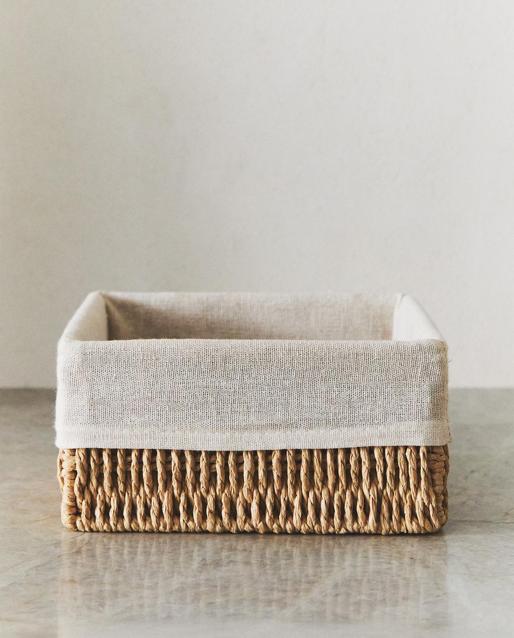 SQUARE BASKET WITH COTTON LINING