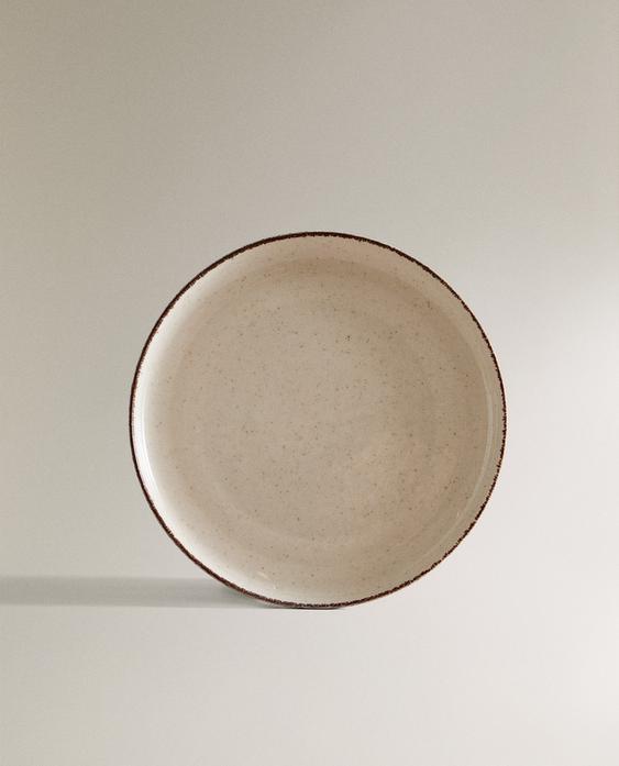 PORCELAIN DESSERT PLATE WITH ANTIQUE FINISH RIM