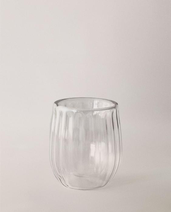 GLAS AUS BOROSILIKATGLAS MIT LINIENRELIEF