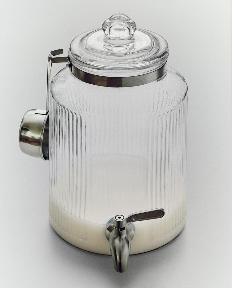 إناء موزع