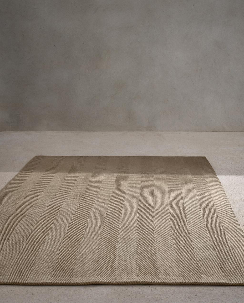 RUG 02