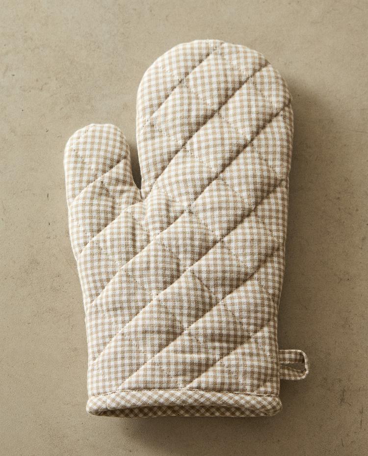 GINGHAM OVEN GLOVE