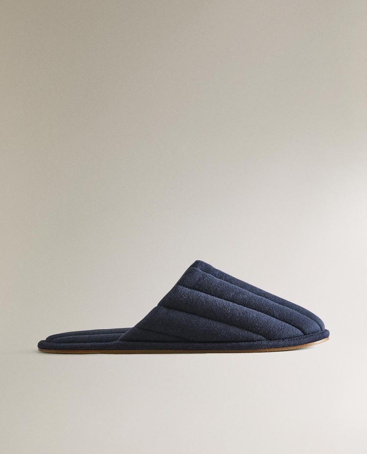 QUILTED SLIPPERS
