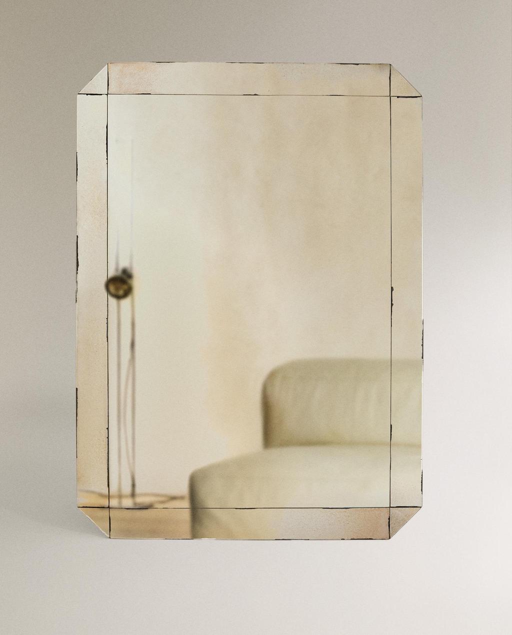 VINTAGE MIRROR