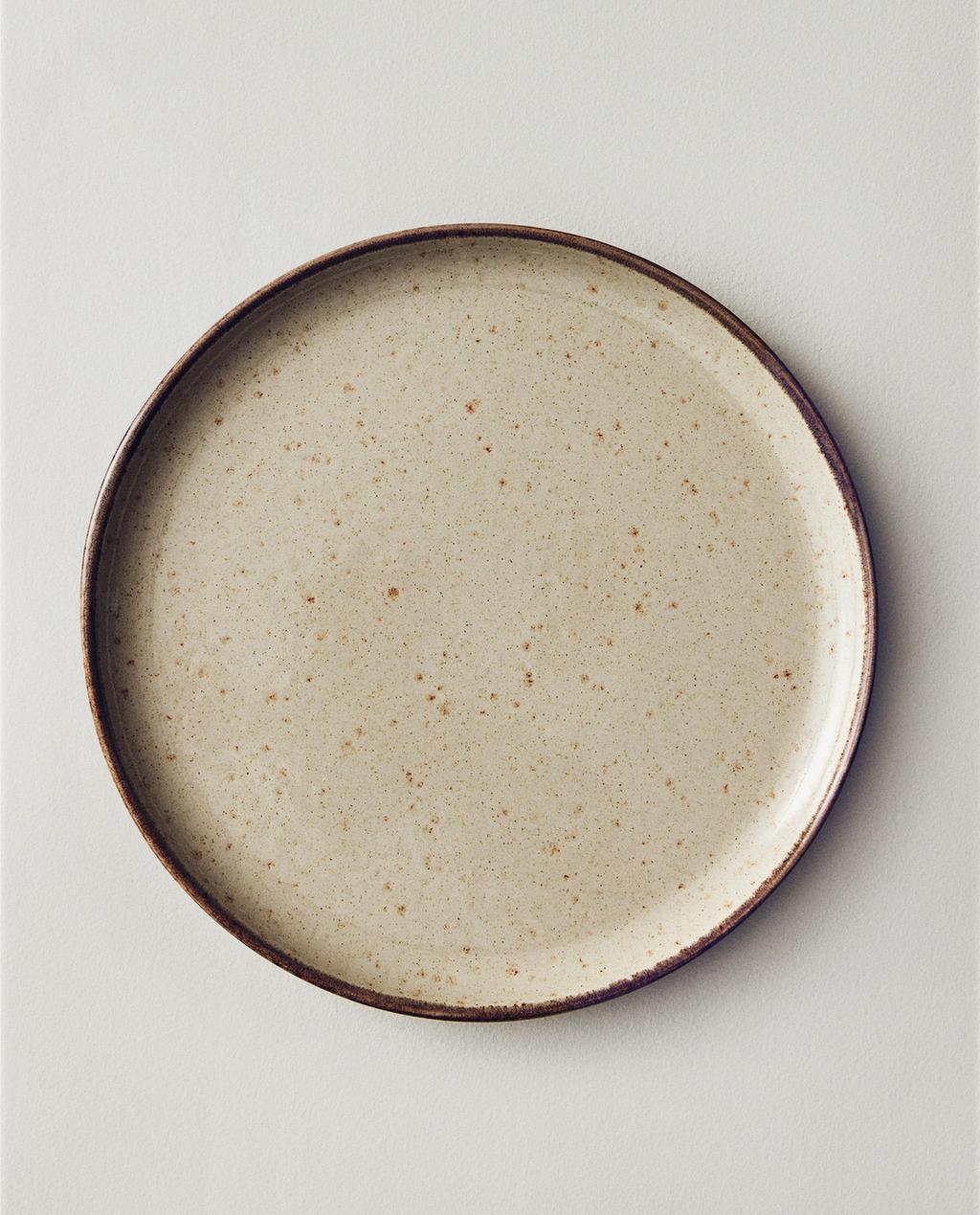 STONEWARE DESSERT PLATE