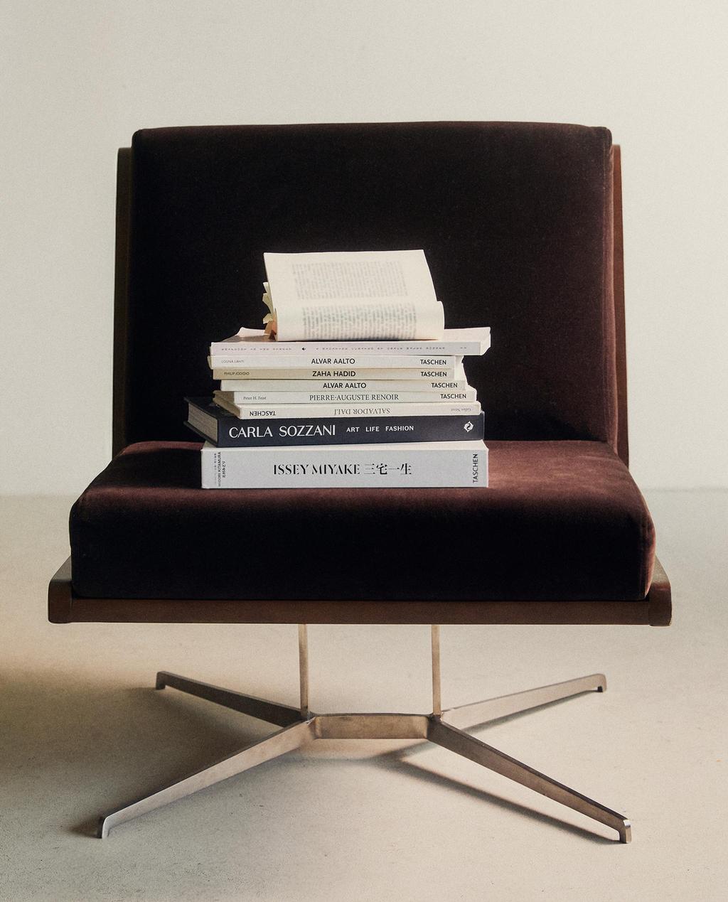 FAUTEUIL VAN HOUT EN VELOURS
