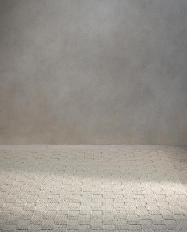 RUG 01