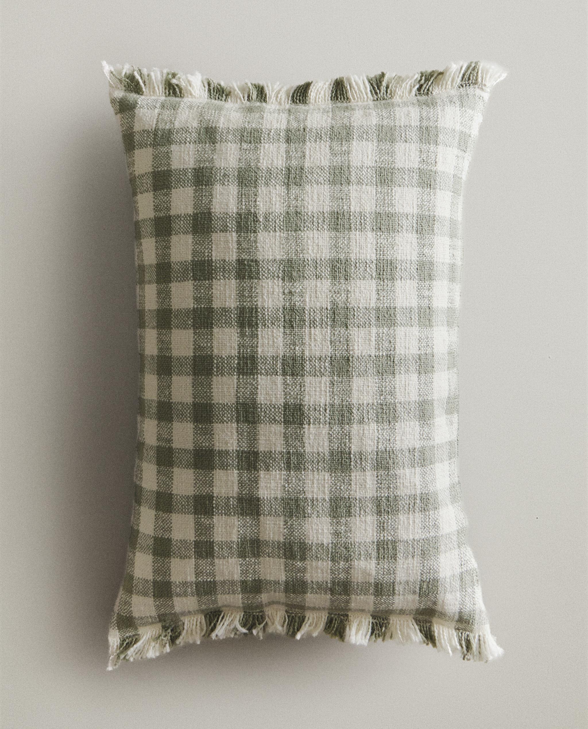 ベッドルームクッション | Zara Home 日本/Japan