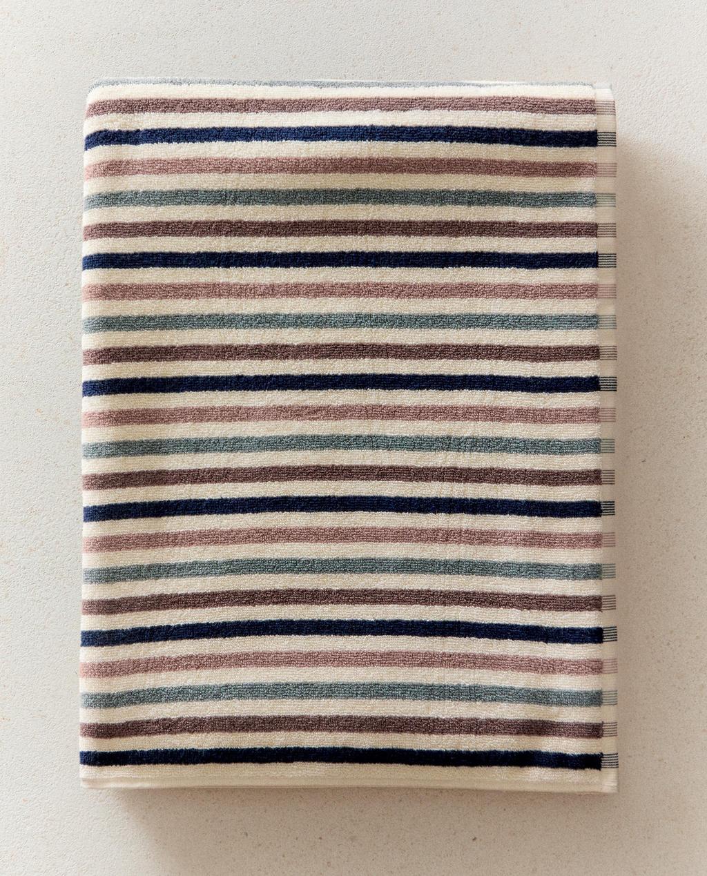 SERVIETTE DE BAIN RAYURES TONS POUDRÉS