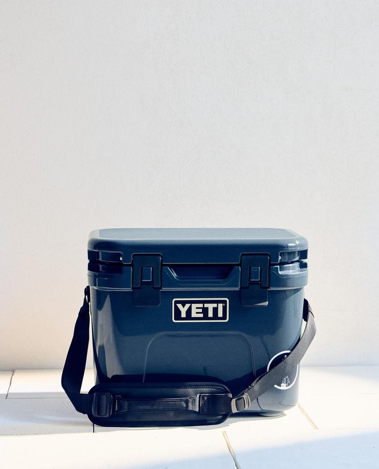 NEVERA RÍGIDA PORTÁTIL PEQUEÑA YETI
